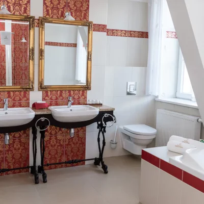 Hotel Pałac Godętowo - pokój De Lux (łazienka)